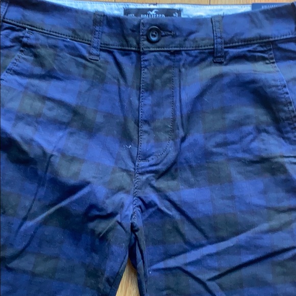 🆕 Hollister plaid skinny pants. Epic flex.🔵🟢 - Picture 2 of 6